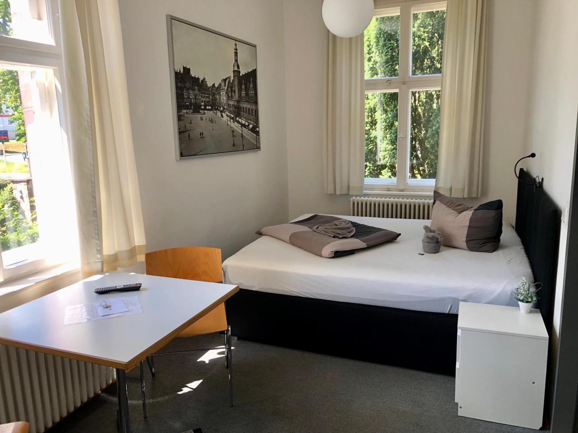 Ferienwohnungen und Apartmenthaus Halle Saale - Villa Mathilda Kamer foto
